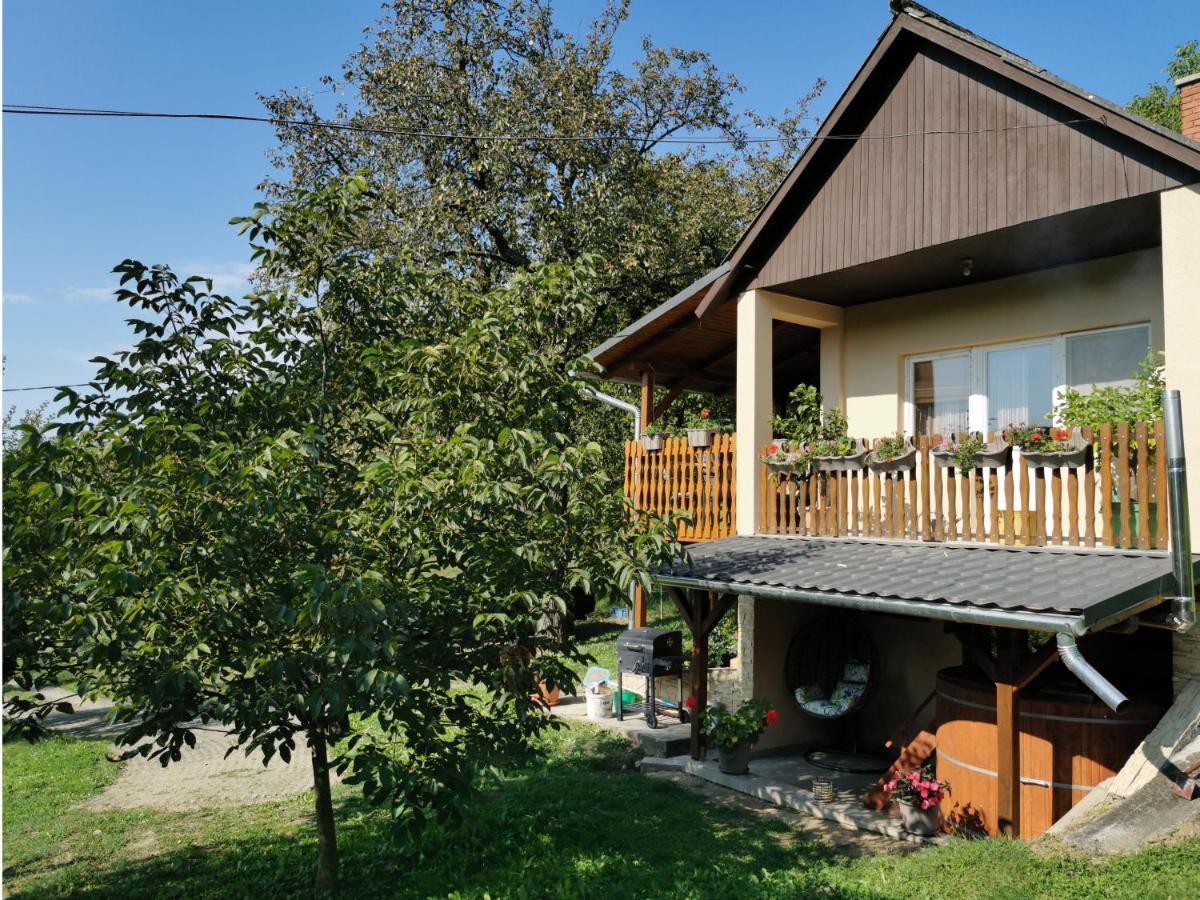 Lipics Part Apartment Muraratka Bagian luar foto