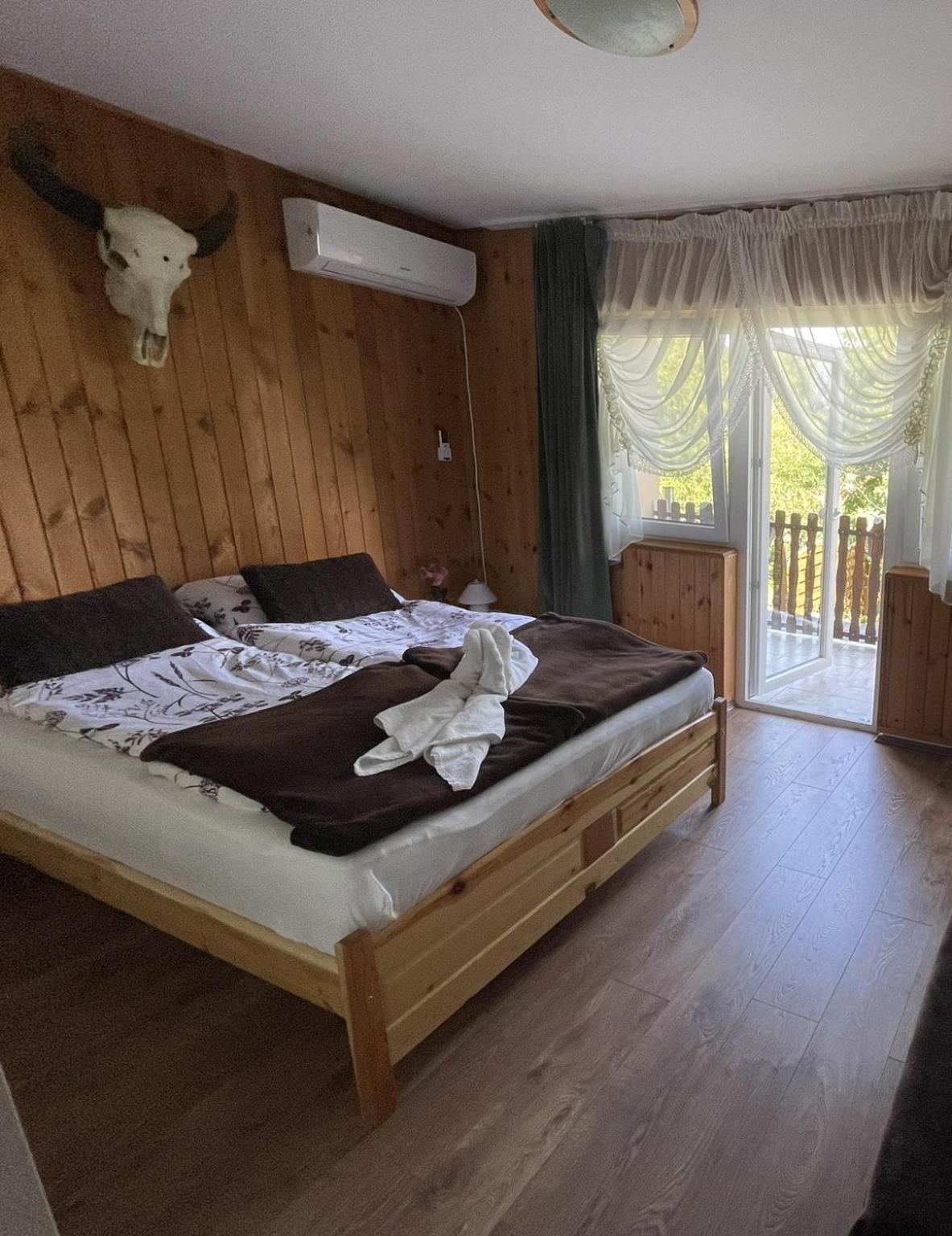 Lipics Part Apartment Muraratka Bagian luar foto